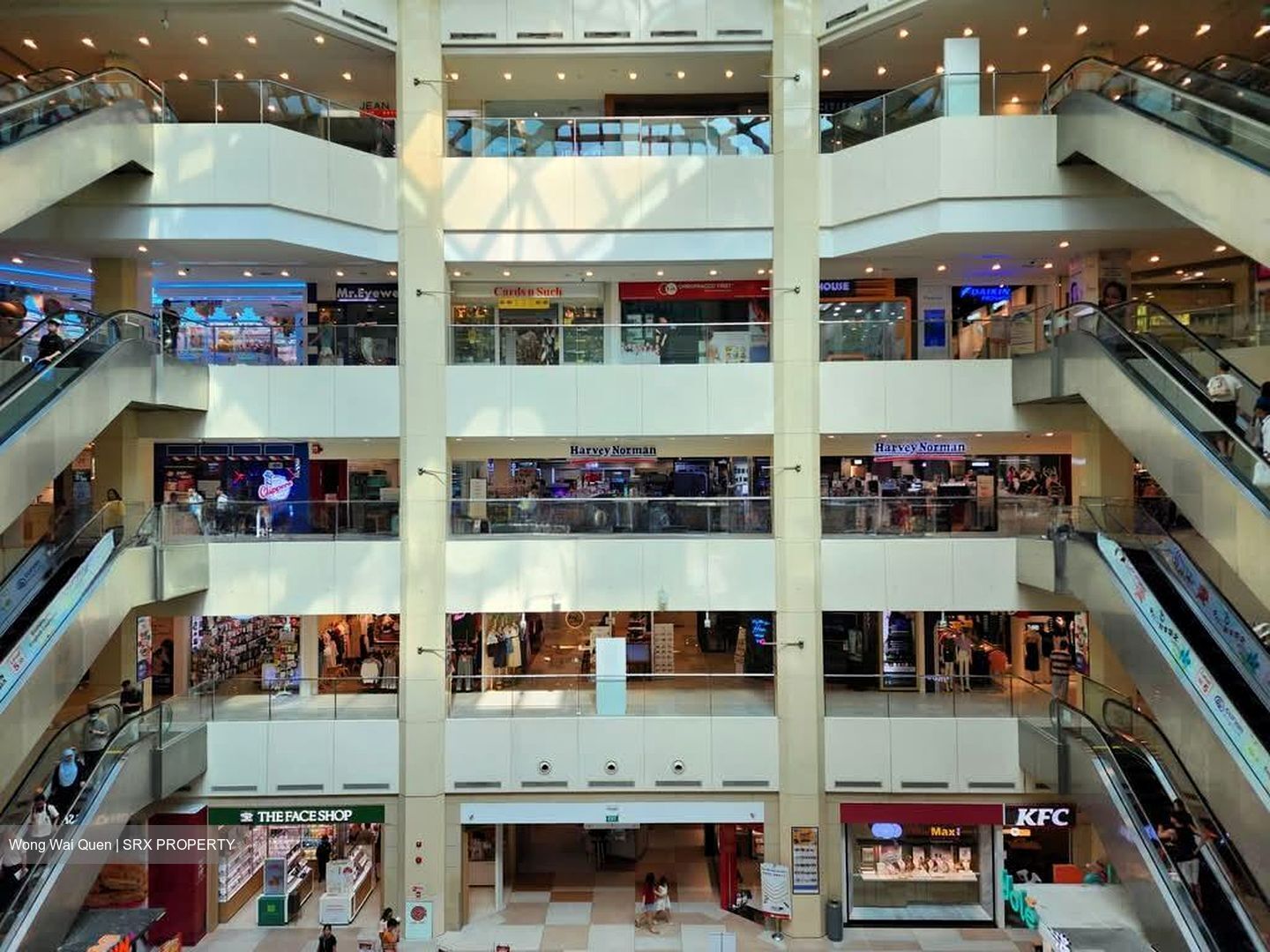 West Mall (D23), Shop House #596879401